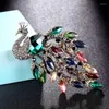 Broschen Donia Jewelry Europäische und amerikanische Mode, große Strass-Pfau-Legierungsbrosche, luxuriöse Tieraccessoires