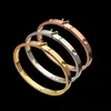 2023 New Titanium Steel Men Bangle 3 Colors Fashion Women's Designer Braclets Classic للجنسين المجوهرات