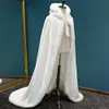 Dames bont Imitatiebont Winter Lang warm Bruiloft capes bruiloft mantel Vloerlengte Bruidsjaal Imitatiebont cape jas volwassen bruidsomslagdoek 230923