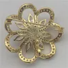 Broches en gros Style séduisant autriche Zircon incrusté cercle fleur FW blanc perle broche écharpe Clips broche pendentif