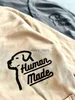 Мужские куртки 22SS Новая человеческая куртка японская повседневная кнопка V-образной пары собачья печати HumanMade вязаные кардиганские куртки для мужчин. Женщины J230925