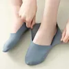 Women Socks 3 par Silikon Anti-Slip Invisible Ice Silk Summer Ultra-Thin Breattable Sock Slipers Low Cut Boat