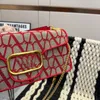 Kedja kvinnors crossbody designer väska handväska duk tryckt kuddpåse enkla axelväska lyx designer väska multicolour