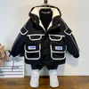 Donsjas voor jongens Warme winterjassen Pluche dikke parka's met capuchon Kinderen Katoenen jassen Kindertrendy top 5 6 7 8 9 10 11 12 jaar oud Bovenkleding 230925