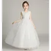 Girl Dresses Flower White Tulle Puffy Patterned Embroidery Sequin Sleeveless For Wedding Birthday Banquet First Communion Gowns