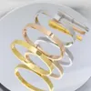 Zonder Steen Mode Hoge Kwaliteit Schroevendraaier Armband Liefde Bangle Geel Goud Beroemde Merk Designer Minnaar Geschenken Klassiek Ontwerp T308R