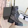 Nieuwe Graphy Boots Zwart lederen stof met open rand en kralen met gouden metalen accessoires oogjes rits modieuze avant-garde