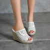 Sandals Ladies Fashion Summer Solid Color Scated in pelle Apri Tacco a pasta spessa tacchi piattaforma grossi per donne