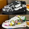 Trainer Sneaker Designer Mens Sports Shoes Printed Graffiti Comic Pattern Upper Rubber Sole Men Vintage Basketball Shoes Skateboarding Shoes 38-46