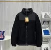 Autumn Winter Jackets Kvinnor män kaki kashmirfleece designer jacka blixtlås stativ krage fast färg kvinnors kappa