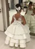 Abiti da ragazza personalizzati Abito da prima comunione per ragazza di alta qualità Appliques in pizzo Abito da ballo Principessa Fiore da sposa Taglia 1-14T