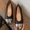 Designer schoenen Parijs merk zwarte ballet flats loafers schoenen dames lente gewatteerde lederen slip op ballerina luxe ronde neus dames kleding schoenen maat 35-42