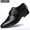 Klänningskor Luckman Mens klänningskor PU LÄDER Fashion Men Business Dress Loafers Pointy Black Shoes Oxford Breattable Wedding Shoes 230925