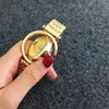 Pan Hot Sale Лучший бренд Золотые часы женские Lady Girl Большая буква Вращающийся циферблат с кольцом Стиль Металлический стальной ремешок Кварцевые наручные часы Бесплатная доставка Подарок