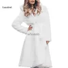 Damesbont Nepbont Bontjas van imitatiebont, lange winter, dikkere witte jas, veters, effen kleur, slank, lang, pluche, nepbont, capuchon, warme jas, nieuwe mode YQ230925