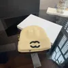 Neue Mode Beanies Designer Beanie Winter Bean Männer und Frauen Motorhaube Warme Mütze vielseitige Holzmütze Temperatur Kalte Mütze Skimützen Europa Tide Muti Farben sehr schön