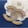 Pins Brooches Designers for women Small Fragrant Breeze brooch Female Pearl Water Diamond Fragrant Grandma Pin High Version