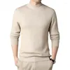 Herrtröjor Spring Autumn Pullovers varm stickad tröja solid hålig hals långärmad män mode casual smala toppar