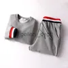 Tute da uomo Ropa Abbigliamento uomo Felpa con cappuccio Moda coreana Abiti firmati da uomo 2 pezzi Set Outfit Nuova primavera 2023 Autunno Felpa e pantaloni Suit J230925