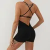 Aktiva uppsättningar kort jumpsuit kvinnor sportkläder lycra gymkläder för sport set backless fitness övergripande sexig romper mono mujer röd blå