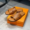 Neueste Herren-Hausschuhe, Designer-Slipper, faule große Strandsandalen, Kalbsleder-Slipper, Sommer-Flat-Scuffs-Sandalen, Größe 38–45