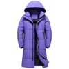 メンズダウンパーカー到着冬のジャケットメンズオーバーコートファッションは、フード付きブラックロングパーカー230925のために温かい90％白いアヒルのコートを厚くします