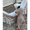 Robes de fille 2023 AncoBear Robe d'été d'été pour bébé coréen filles enfants Vintage décontracté coton en vrac enfants vêtements d'extérieur floraux