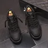 Nya vita höga toppmän sneakers snörning läder sportskor stor storlek 43 man vulkaniserade sneakers tenis tränare manliga casual stövlar