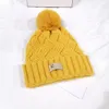 Lady Fashion Knitted Beanie For Woman Designer Flanging Solid Color Beanies Warm Winter Pom Pom Chunky Yarn Hat