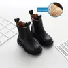 Botas Tamaño 21-30 Niños Primavera Invierno Zapatos Chelsea Fondo grueso Botas de algodón blanco impermeables Estilo británico Niñas Botas cortas para niños pequeños 230925