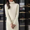 Casual Dresses 2023 Autumn Winter Women Long tröja Kvinnlig ärm stickad klänning Damer Turtleneck Straight Vestido Solid Robe