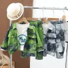 Conjuntos de roupas meninos carga jaqueta calças 2pcs outfits graffiti estilo casual ternos infantis 230926
