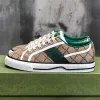 Designer Casual 1977 Chaussures de toile Femmes Tennis Sneaker Hommes Italie Vert Rouge Web Stripe Semelle en caoutchouc Stretch Coton Broderie Low Top Hommes Baskets Taille 40-46