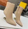 디자이너 발목 부츠 신발 신발 패션 특별 모양의 발 뒤꿈치 Cowskin Square Toes 9cm High Heeled Luxury Womens Boot EU35-42 상자