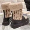 Nouvelles bottes de marque de luxe bottes de neige bottes d'hiver bottes en laine caractéristiques de la marque bottes décontractées bottes pour femmes bottes à plateforme chaudes bottes de mode semelle en caoutchouc 35 42
