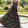 Party Dresses 2023 Women Deep V-Neck Sexy Evening Gowns A-Line Flowers Long Black Simple Formal Dress Exquisite Lace Prom
