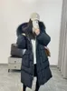 Piumino da donna Parka grande vera pelliccia di procione con cappuccio invernale impermeabile lungo piumino cappotto d'anatra femminile piuma di pioggia 230925