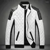 Fourrure pour hommes 2023 Hommes Casual Haute Qualité Classique Moto Épais Pu Manteau Hiver Noir Blanc Couture Contraste Veste En Cuir