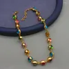 Gargantilha com colar e pulseira de vidro colorido de nicho retrô francês