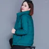 Женские плащи 2023, зимняя куртка, хлопковое пальто, женское короткое тонкое пальто с воротником-стойкой, корейская мода, теплое маленькое мягкое пальто