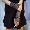 Fem fingrar handskar gotiska svarta fingerlösa långa handskar punk hål halvfinger handskar arm varmare tiggare cosplay halloween kostymtillbehör 230926