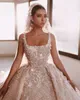 ثياب زفاف الأميرة مربعة خط العنق حبات الدانتيل الدانتيل ثياب الزفاف المخصصة