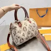 Sacs à bandoulière de luxe en peluche Boston en fausse fourrure, grand sac d'oreiller avec poches en toile de 25cm, porte-monnaie pour femmes