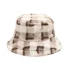 Berets Amazon Plaid Fisherman Hat Mulheres Faux Fur Skin-Friendly Balde Inverno Ao Ar Livre All-Matching Plush Tide