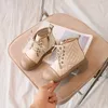 Laarzen Kinderen Korte 2023 Herfst Koreaanse Meisjes Kleine Kinderen Schoenen Prinses Kleuraanpassing Baby Mode Contrast Lederen Laars 230926