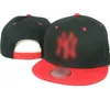 Accessoires de mode 2023 Chapeaux de créateurs pour casquette Casquette de baseball réglable en coton pur Casquette de baseball triangle de mode italienne Casquette classique Chapeau ajusté Chapeaux unisexe