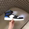 Zima Man Freestyle Sneakers Men Buty Casual Top Sneaker Gumowa skórzana skóra Elegancka ulica na zewnątrz spacer na sporty sportowy trener platformy 38-45box