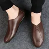 Klänningskor äkta läder män casual lyxmärke mens loafers moccasins andas glid på lat körning plus storlek 3847 230926