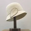 Bérets femmes couleur unie chapeau d'hiver 100% laine chapeau de seau chaud avec accent de feuille dame église fête cloche chapeau écrasable chapeau melon rond 230926