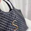 En kaliteli lüks haftalık deri alışveriş çantası tasarımcısı kadın moda bir çanta crossbody çantaları taşıma tatil erkek debriyaj pochette cüzdan omuz kılıf el çantası